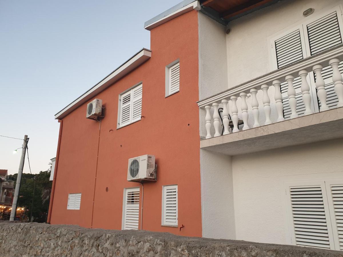 Apartments Martinovic By The Sea Kukljica Exteriér fotografie